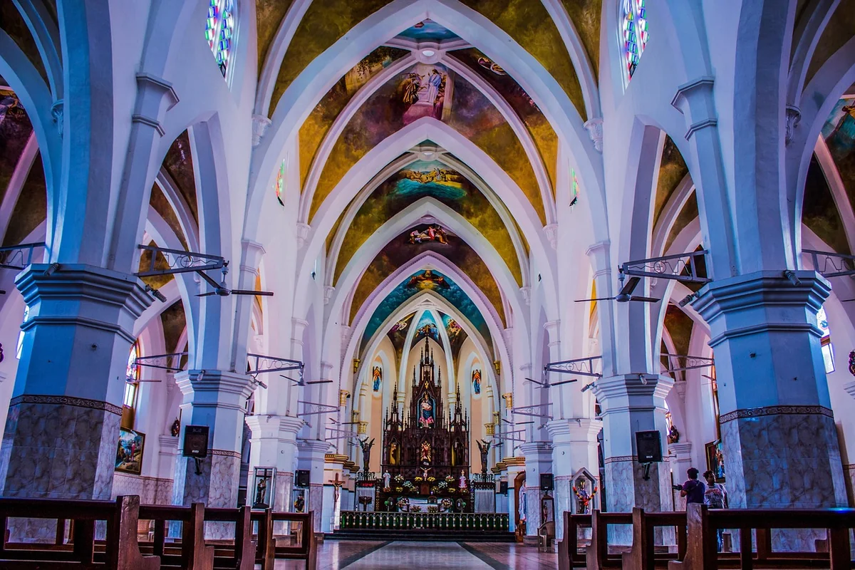 Comment assister à un rituel traditionnel sans tout gâcher